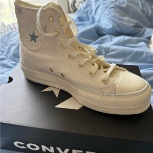Platform Converse